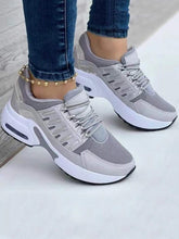 Zapatillas deportivas transpirables de malla con parches